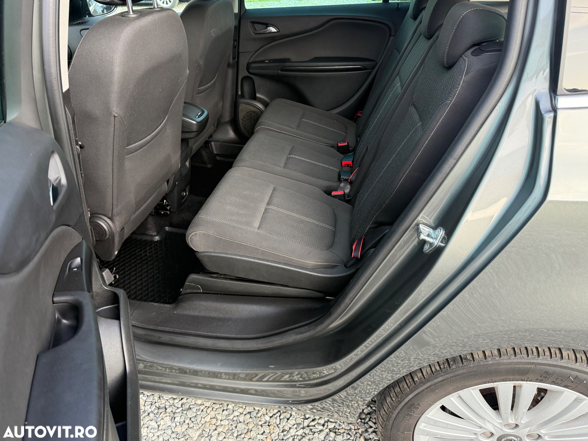 Opel Zafira 1.6 D Start/Stop Business Edition - 17