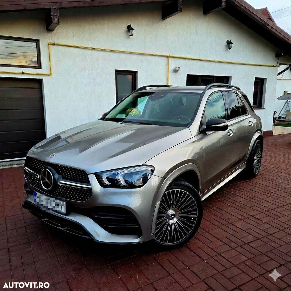 Mercedes-Benz GLE 300 d 4MATIC - 1