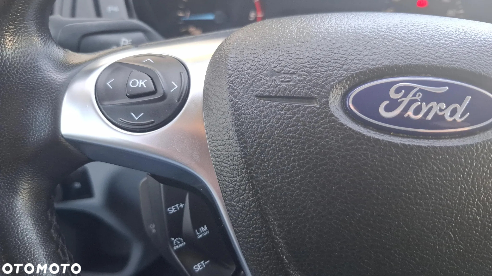Ford Transit 350 L3H2 Trend - 17