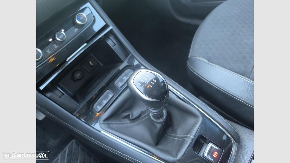 Opel Grandland X 1.2 T Design & Tech - 15