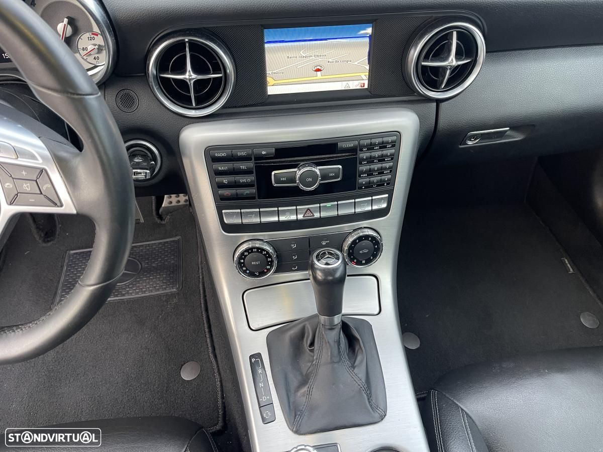 Mercedes-Benz SLK 200 (BlueEFFICIENCY) 7G-TRONIC CarbonLOOK Edition - 14