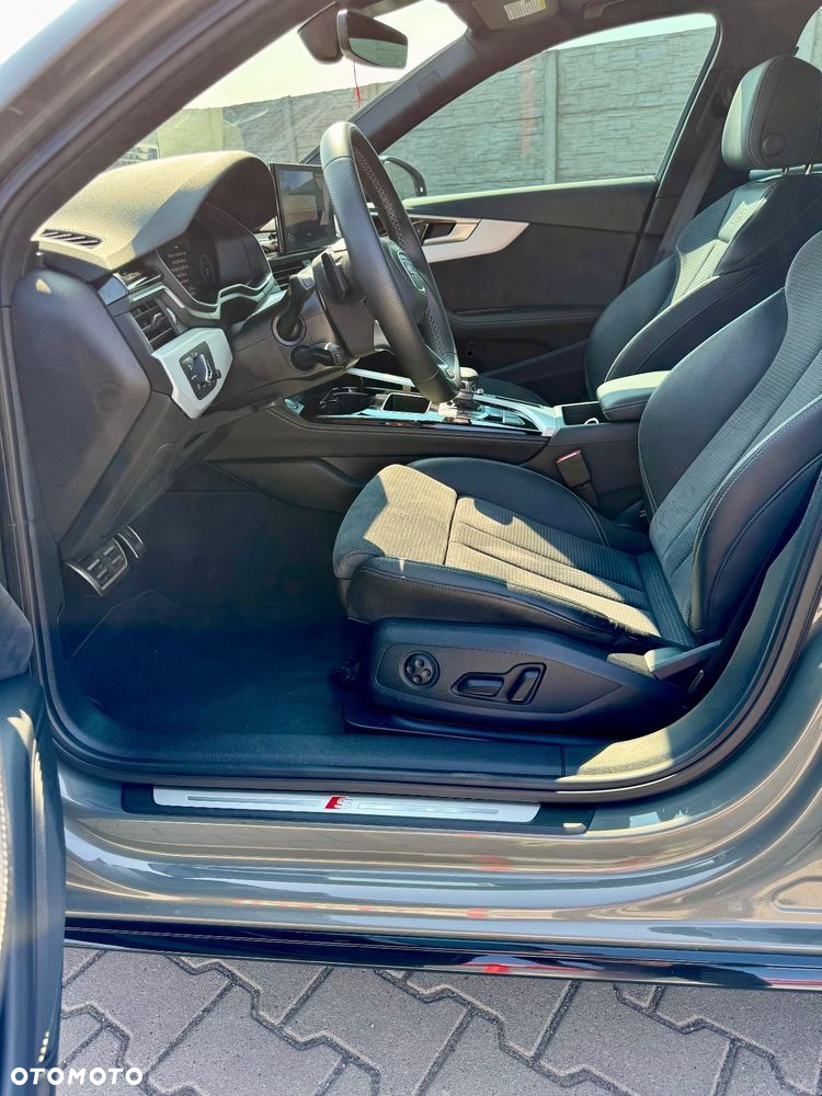Audi A4 ver-45-tfsi-quattro-s-tronic-s-line - 29