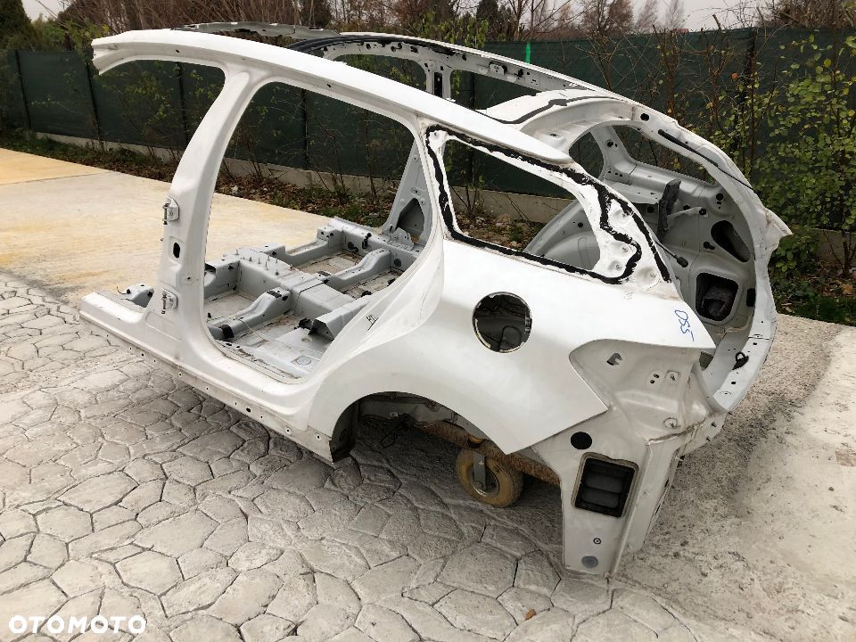 CITROEN DS5 HYBRYDA 2011-> DACH