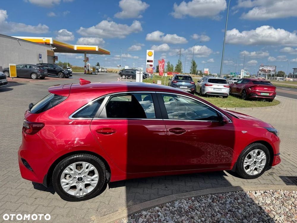 Kia Ceed 1.5 T-GDI M - 6