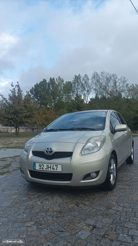 Toyota Yaris 1.33 VVT-i Rock In Rio 10 - 1