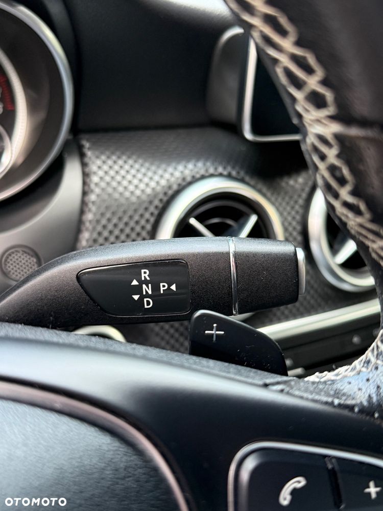 Mercedes-Benz Klasa A 220 d 4Matic 7G-DCT - 15