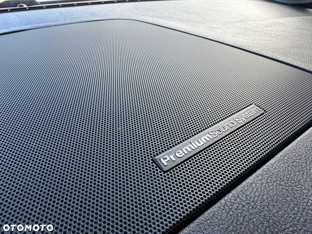 Ford Galaxy - 10