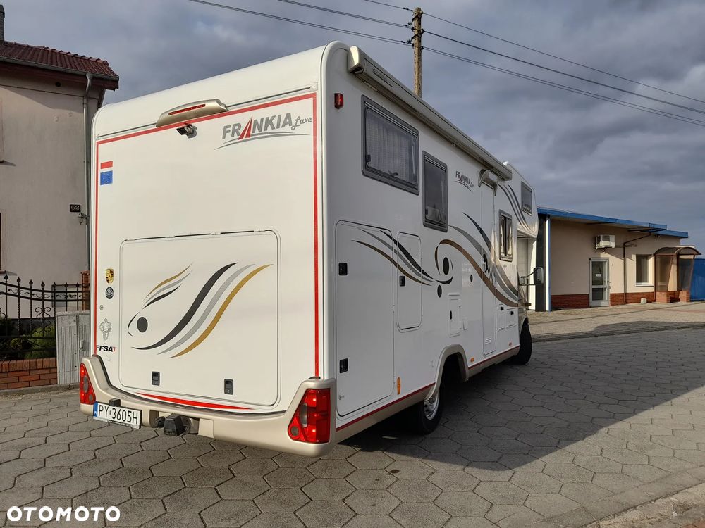 Mercedes-Benz Sprinter - 29