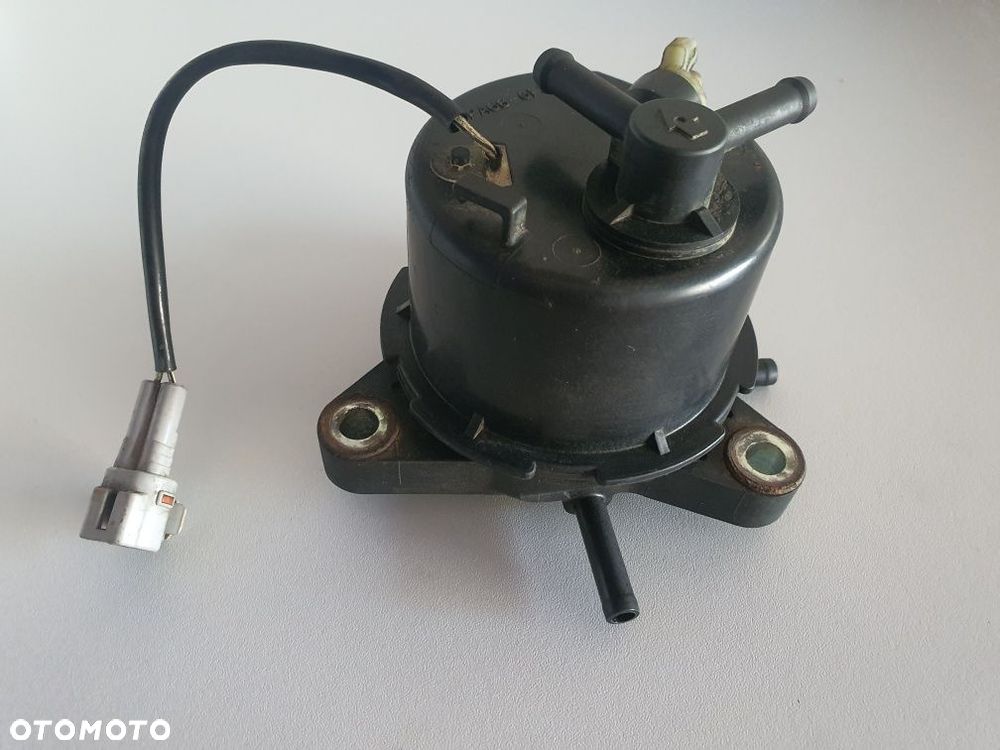 LEXUS IS220 IS220D obudowa filtra paliwa sedymentator 06-13 - 5