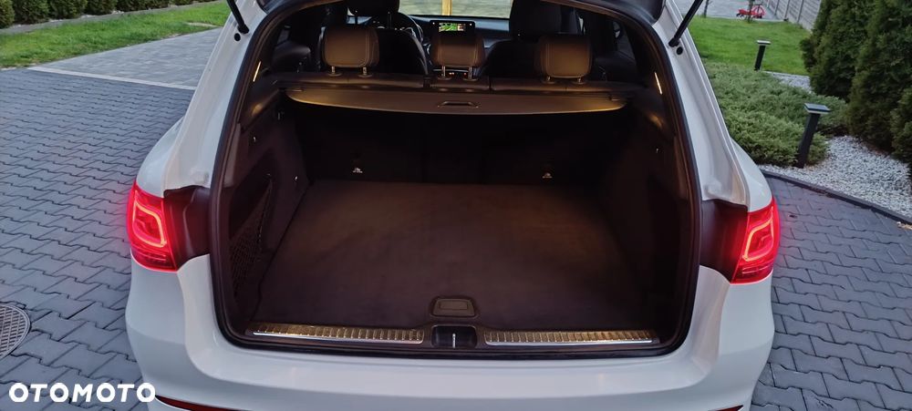 Mercedes-Benz GLC 200 d 4-Matic Business Edition - 28