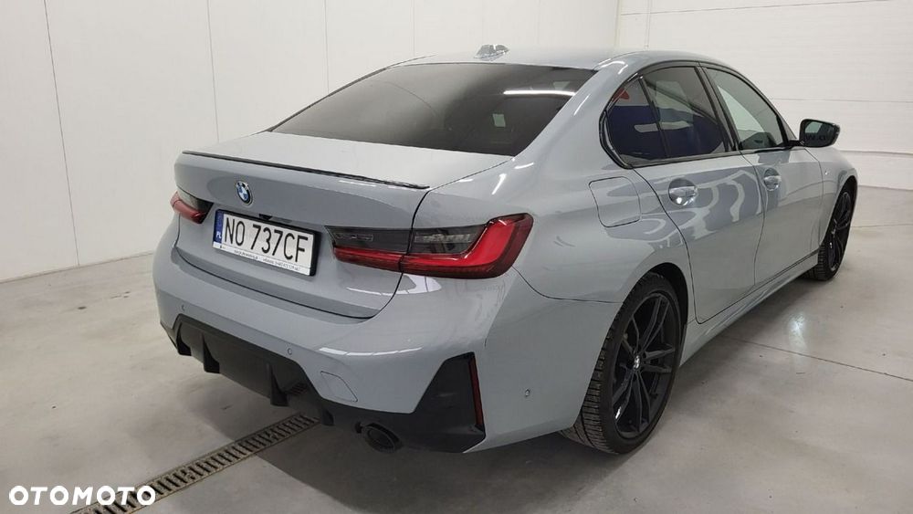 BMW Seria 3 320d xDrive mHEV M Sport - 6