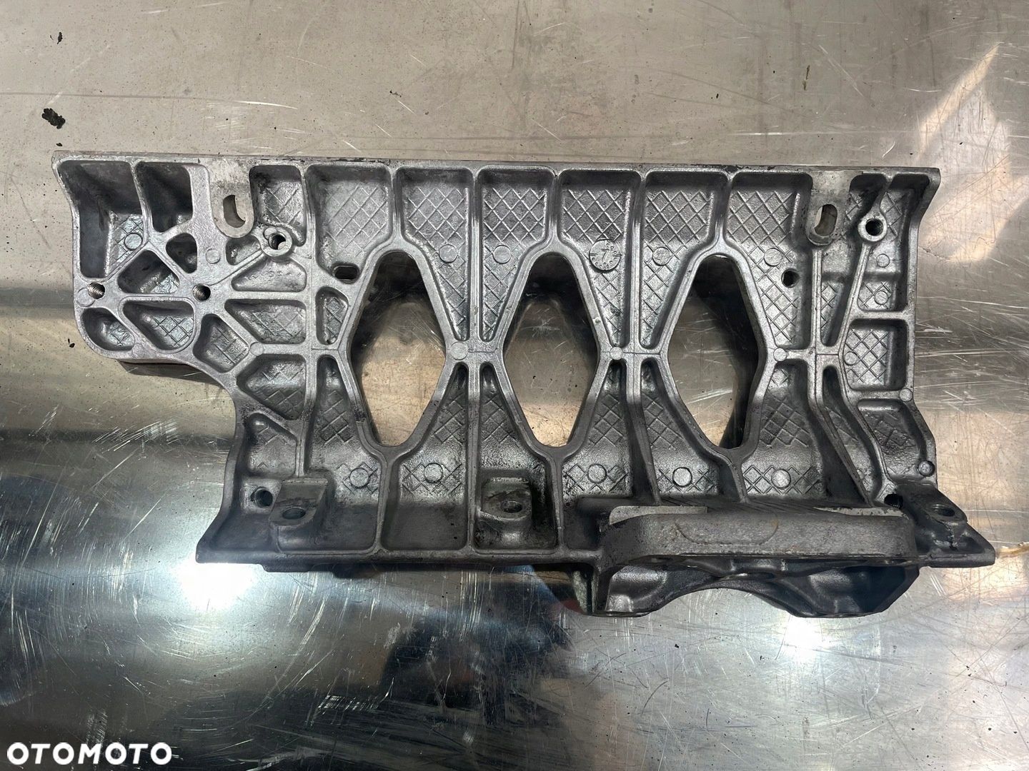 Mocowanie Filtra Paliwa Scania R 500 V8 1505714 - 1