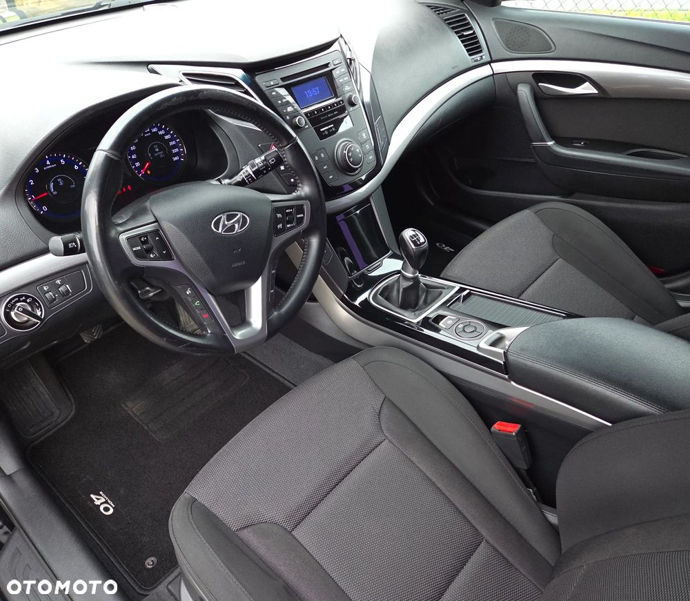 Hyundai i40 1.6 Comfort - 13