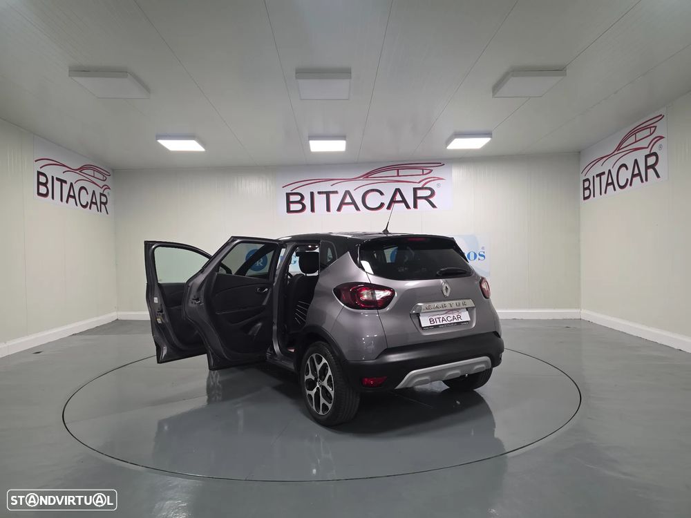Renault Captur 1.5 dCi Exclusive - 19