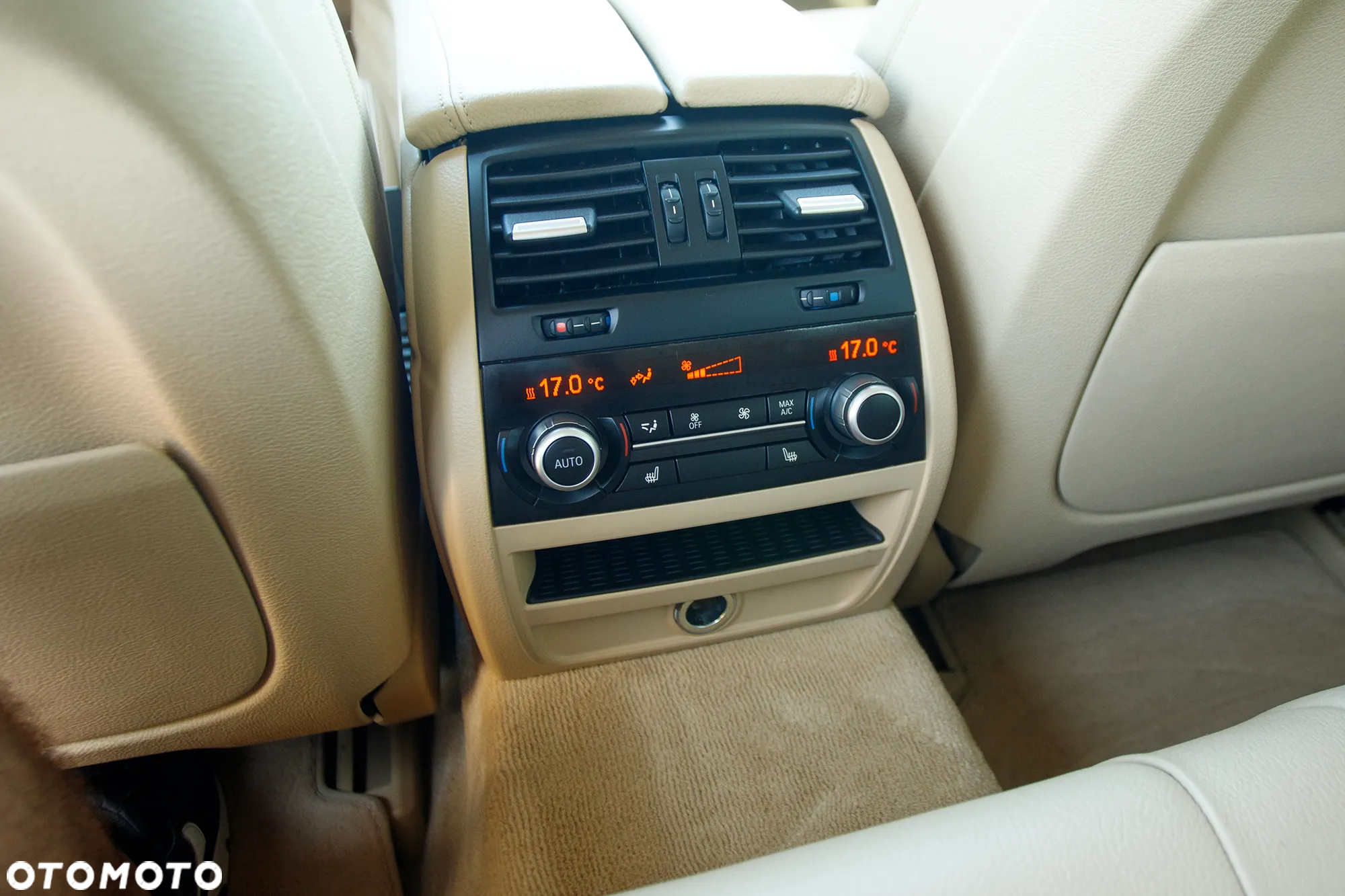 BMW Seria 5 535d xDrive Touring Luxury Line - 25