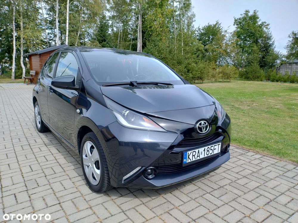 Toyota Aygo x-clusiv - 1