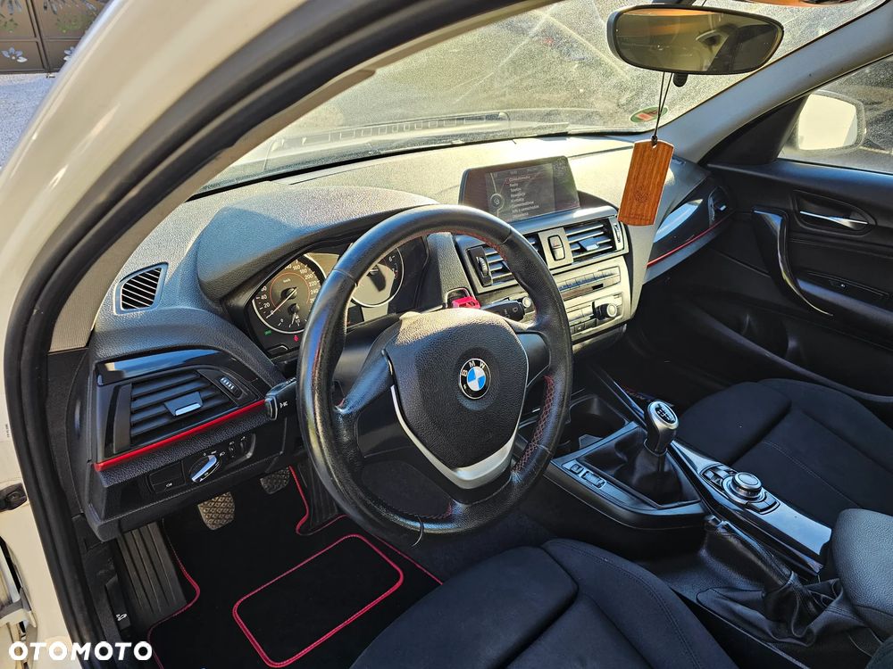 BMW Seria 1 114i Sport Line - 13