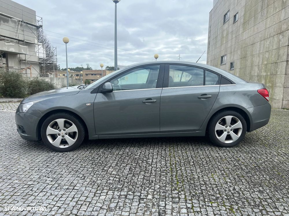 Chevrolet Cruze 2.0 VCDi LT - 1