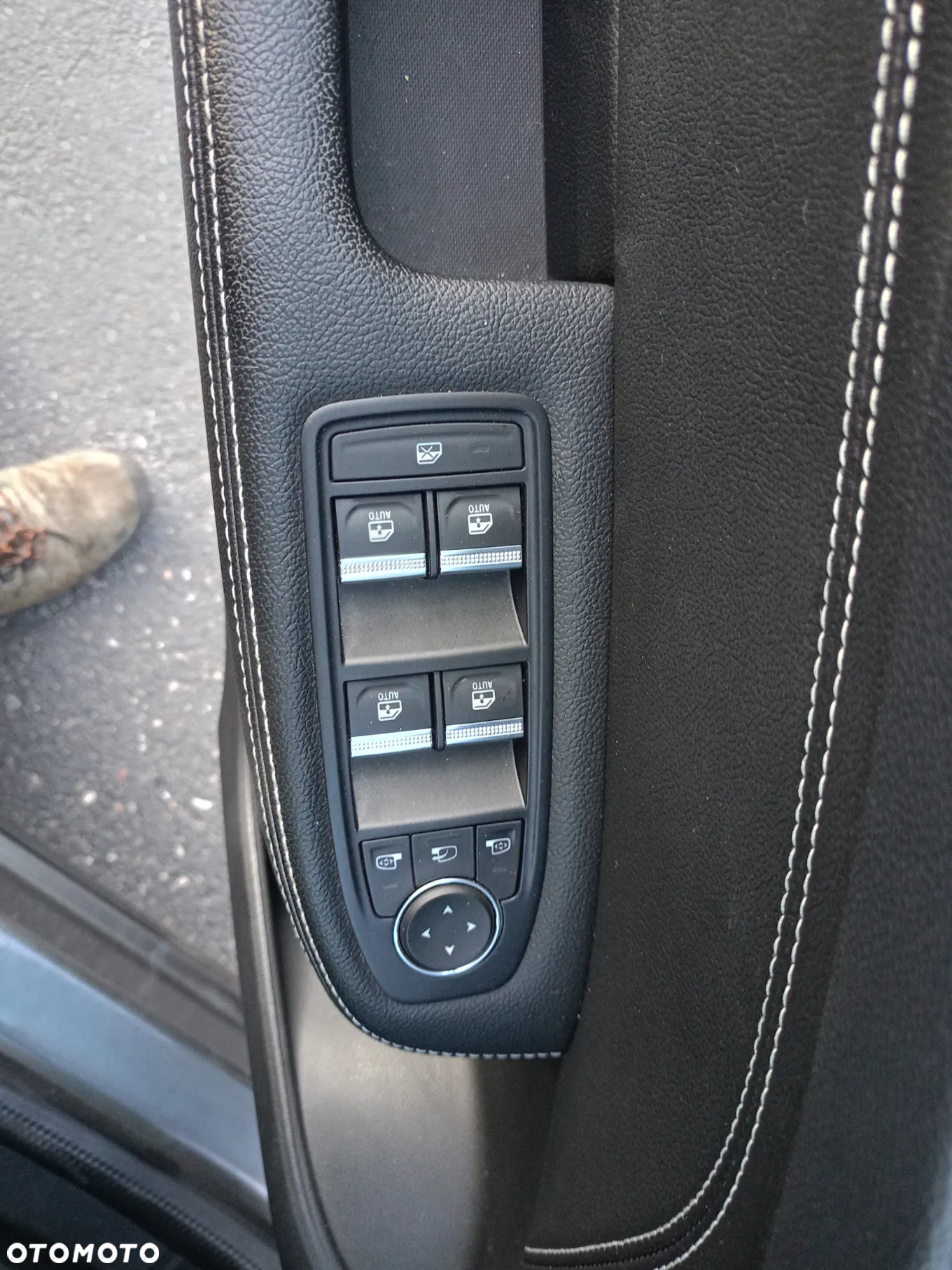 Renault Arkana E-TECH 145 INTENS - 14