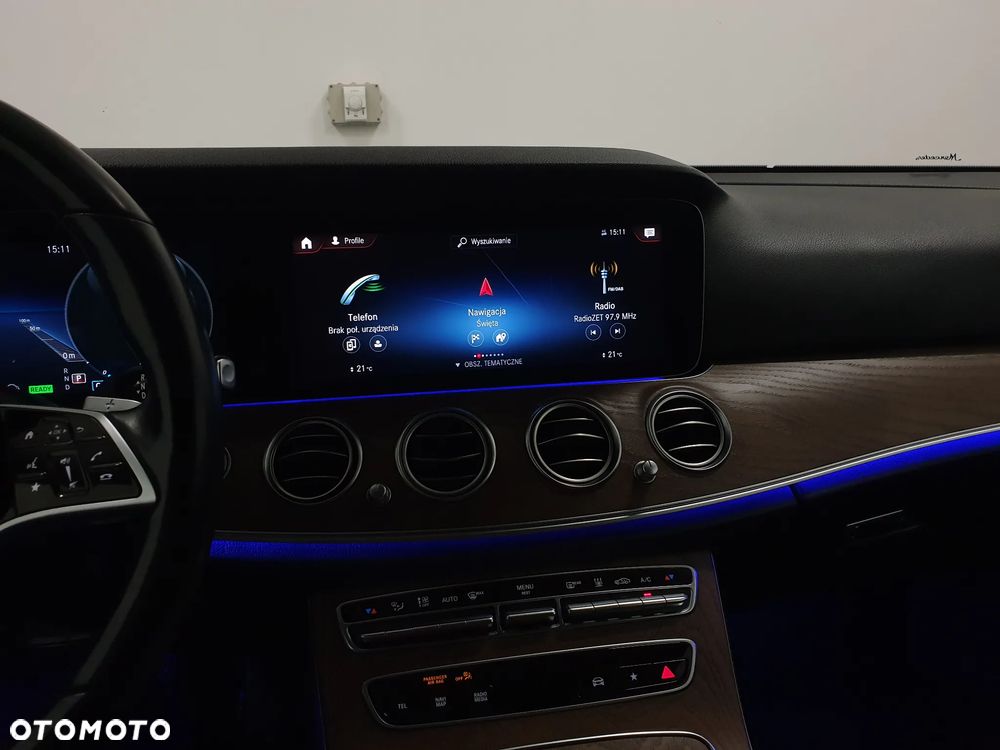 Mercedes-Benz Klasa E 300 de 4Matic 9G-TRONIC AMG Line - 13
