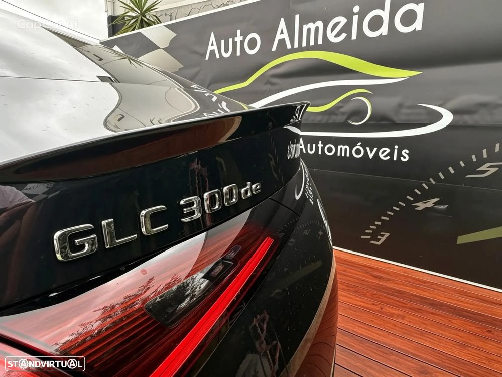 Mercedes-Benz GLC 300 de 4Matic - 11