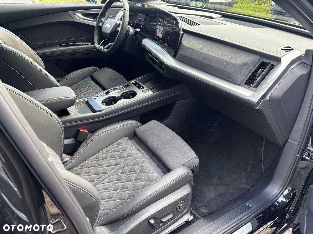 Audi Q4 e-tron - 19