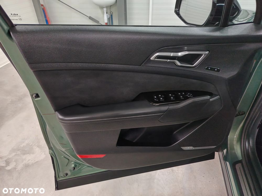 Kia Sportage 1.6 T-GDI PHEV GT Line 4WD - 19