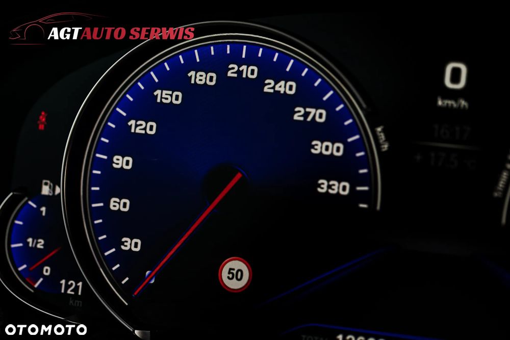 BMW Seria 7 750Li xDrive - 24