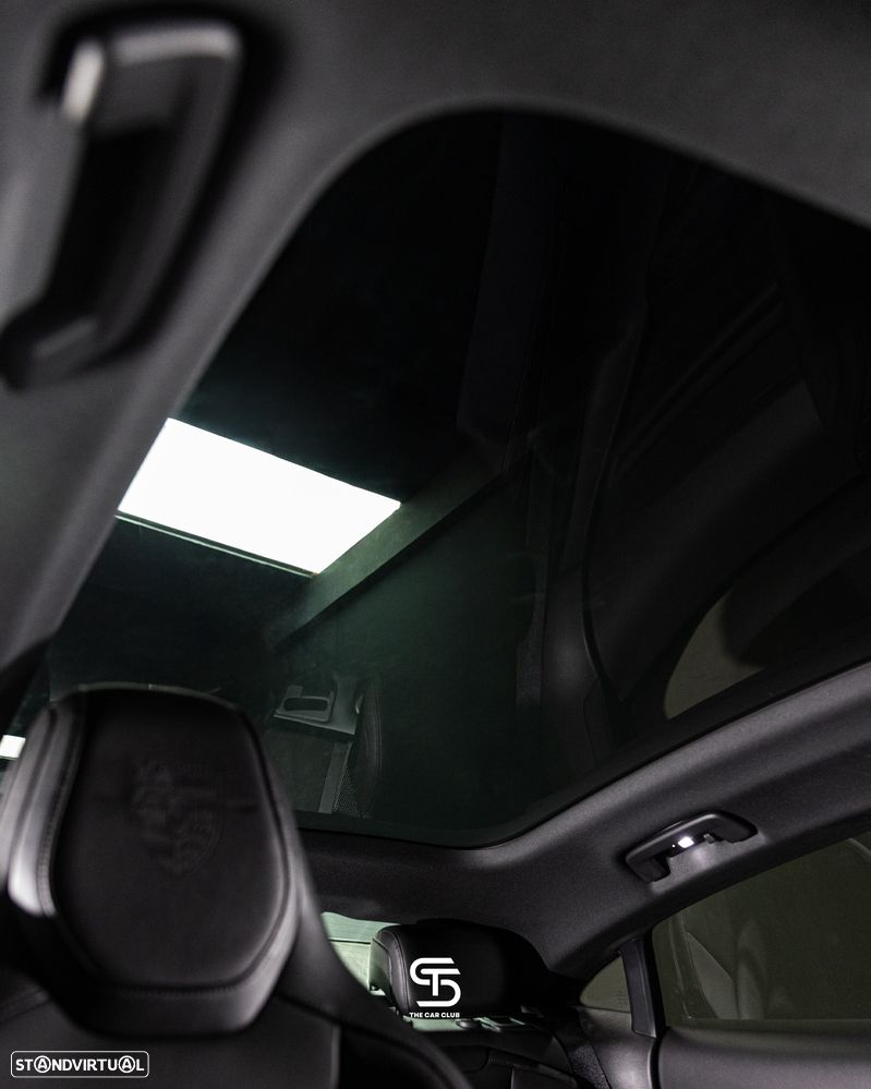 Porsche Taycan GTS - 12