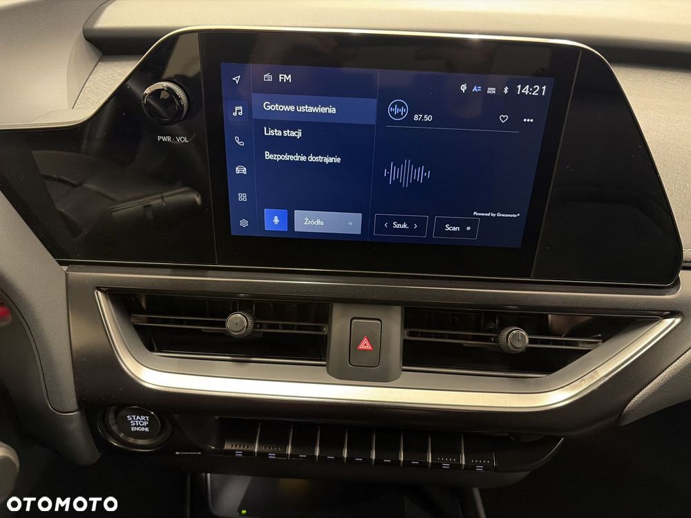 Lexus UX - 15