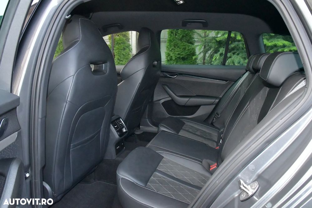 Skoda Octavia 2.0 TSI DSG RS - 14