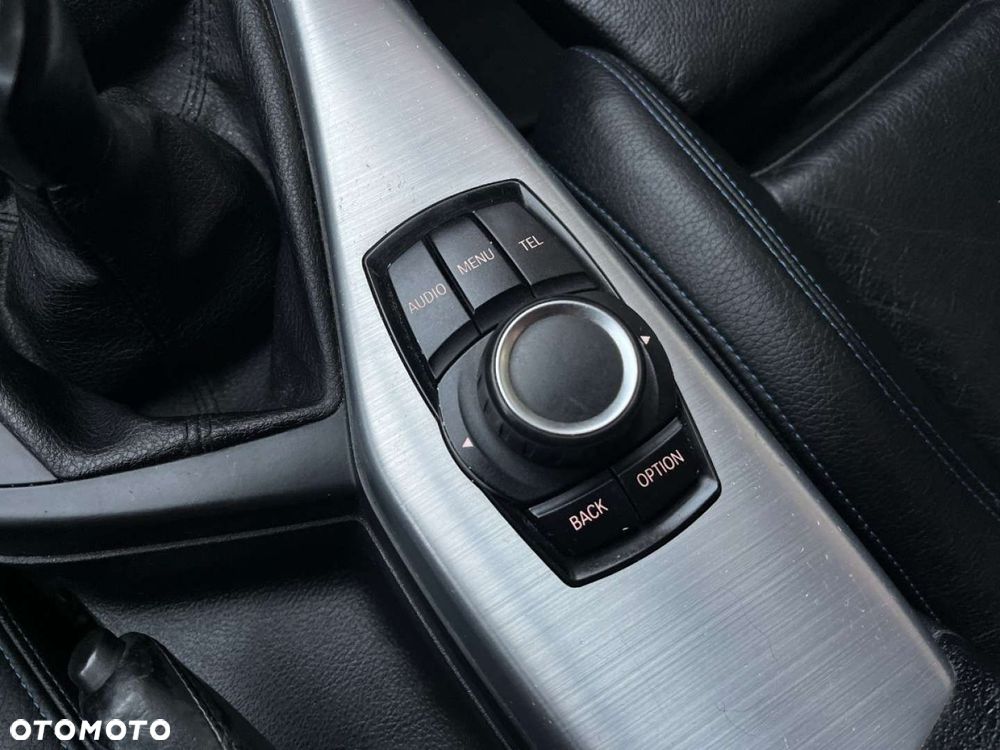 BMW Seria 1 116d Sport Line - 15