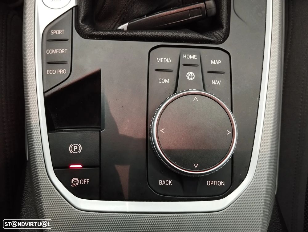 BMW 318 d Corporate Edition - 34