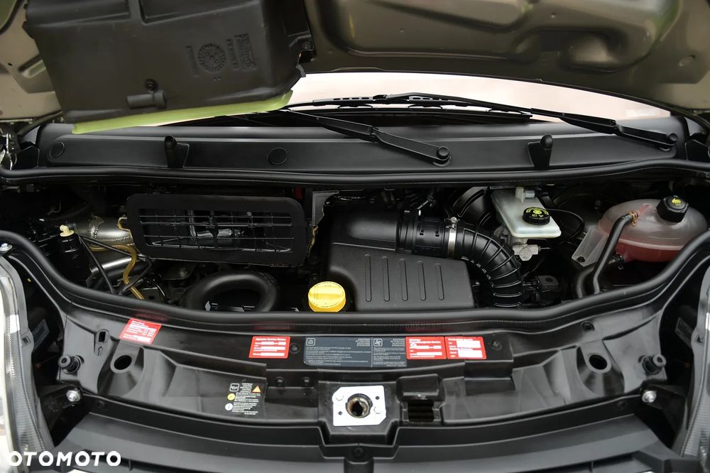 Opel Vivaro - 33