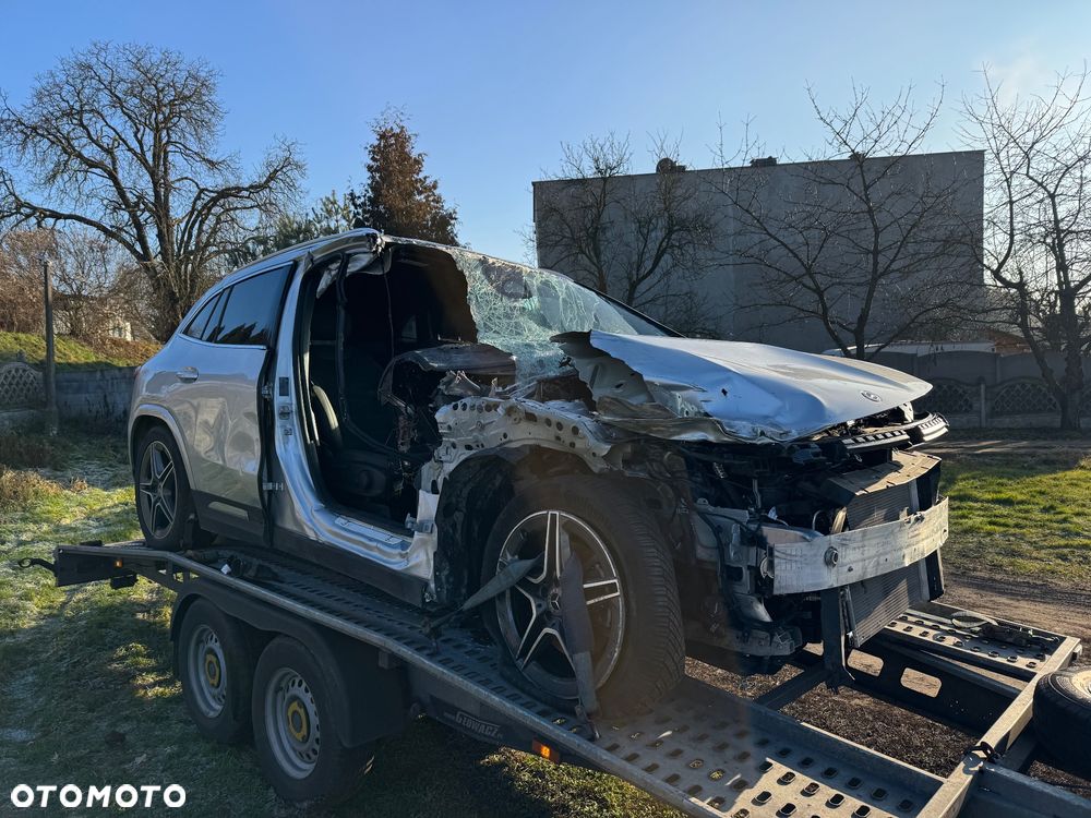 Mercedes-Benz GLA 220 d 4Matic 8G-DCT AMG Line Advanced Plus - 8