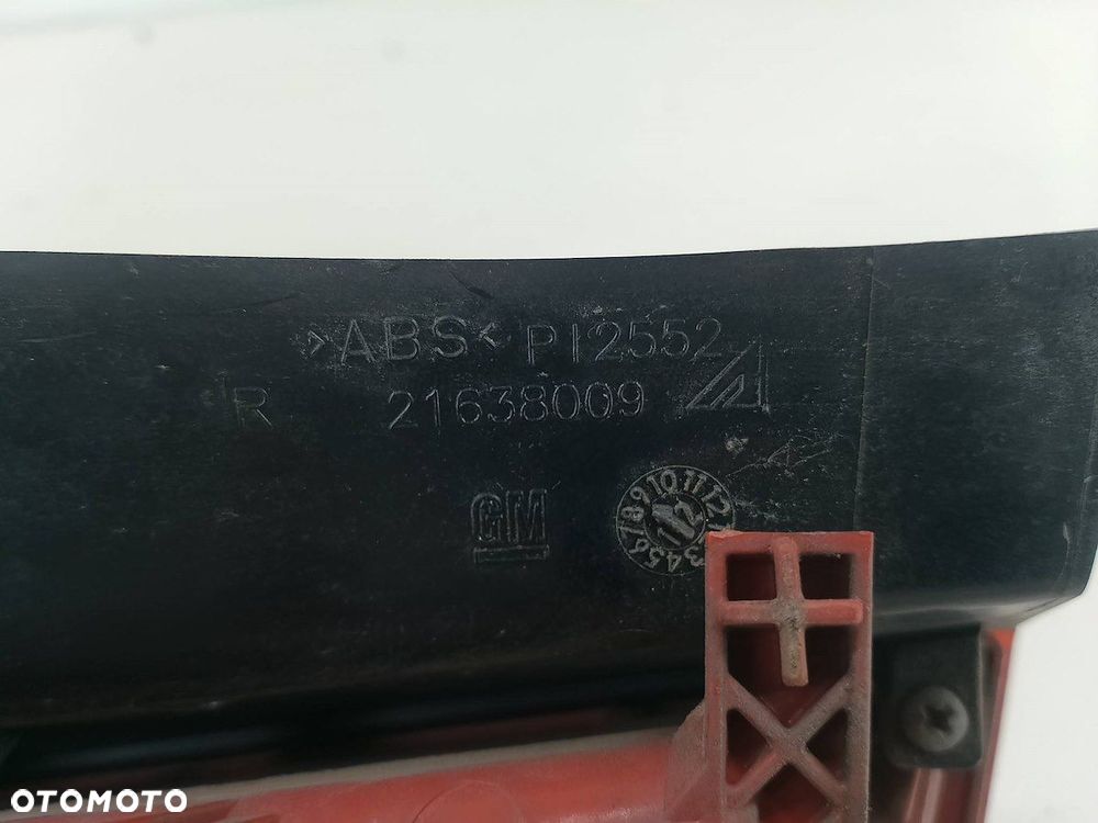 LAMPA TYLNA PRAWA OPEL MERIVA B 13253628  21638009 HATCHBACK - 6