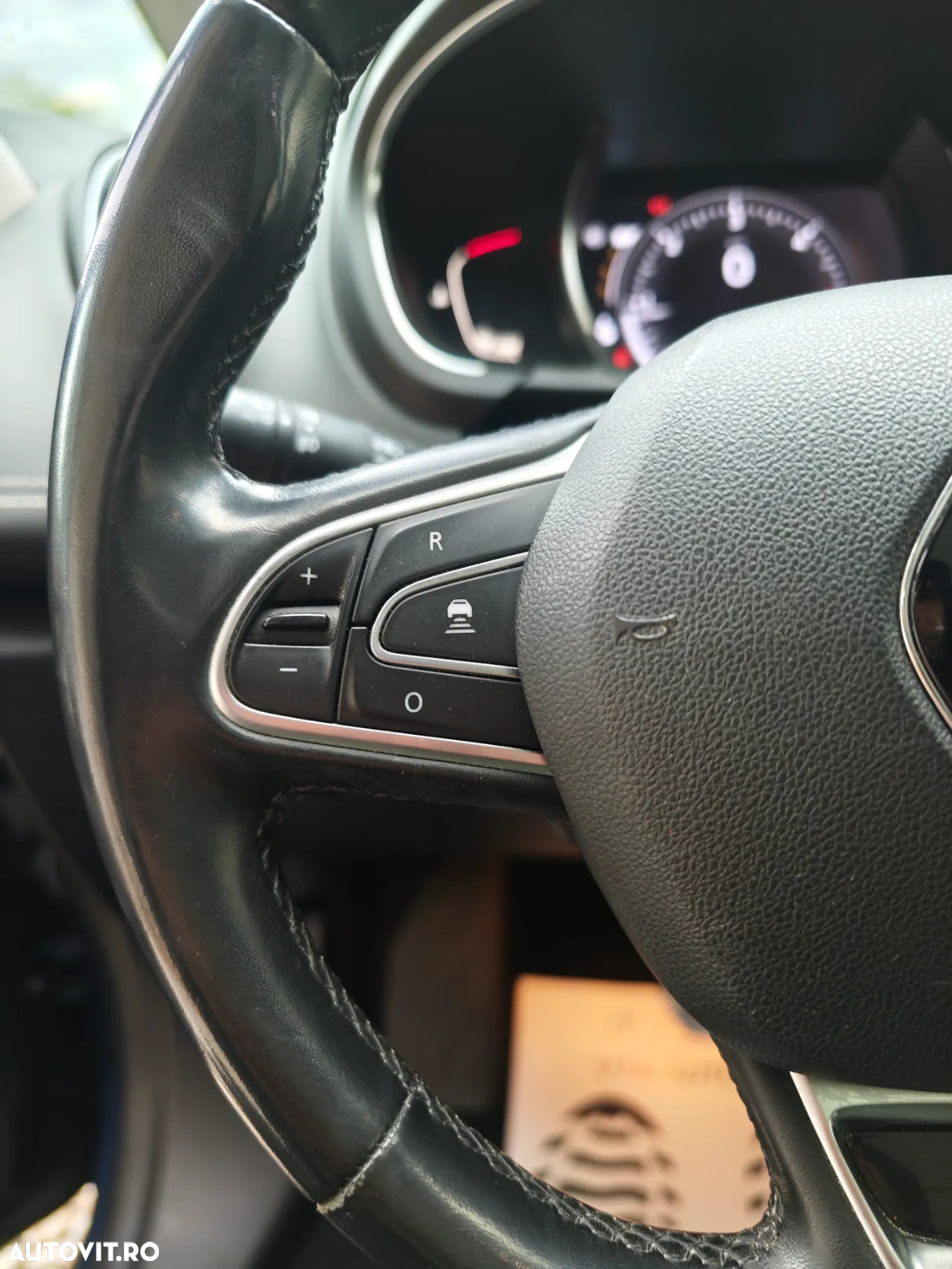 Renault Grand Scenic BLUE dCi 150 EDC Deluxe-Paket LIMITED - 23