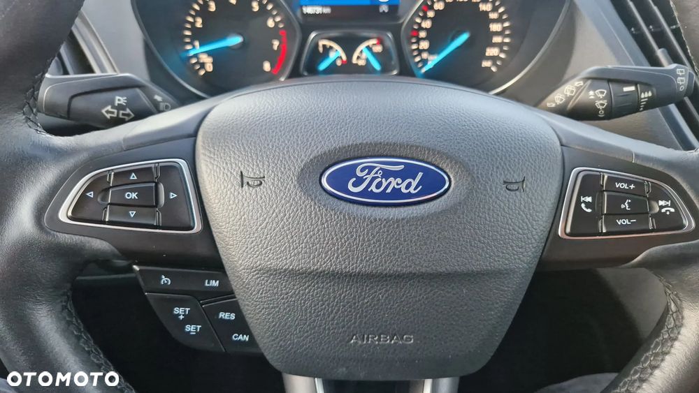 Ford Kuga 1.5 EcoBoost 2x4 Titanium - 17