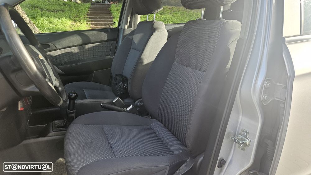 Chevrolet Aveo 1.2 LS - 11