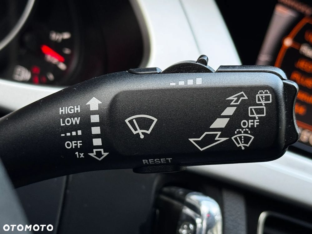 Audi A4 Avant 2.0 TDI DPF quattro Ambition - 18