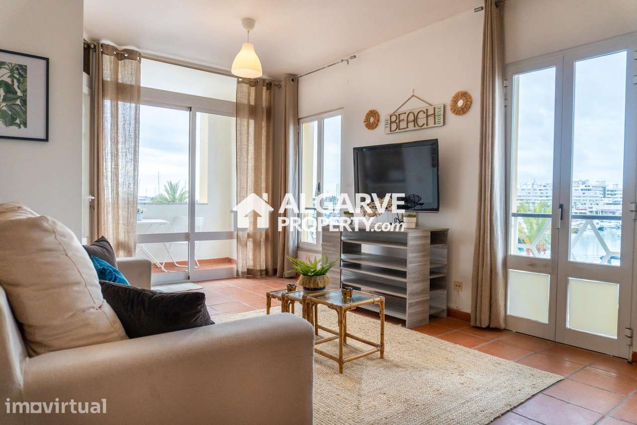 Fantástico T2 com vistas deslumbrantes para a Marina em Vilamoura - Grande imagem: 2/26