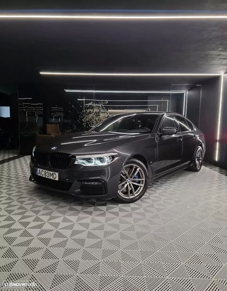 BMW 530 e Pack Desportivo M