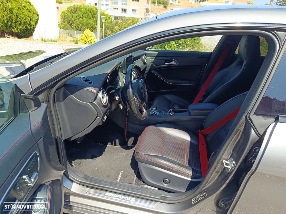 Mercedes-Benz CLA 45 AMG 4Matic 7G-DCT - 8