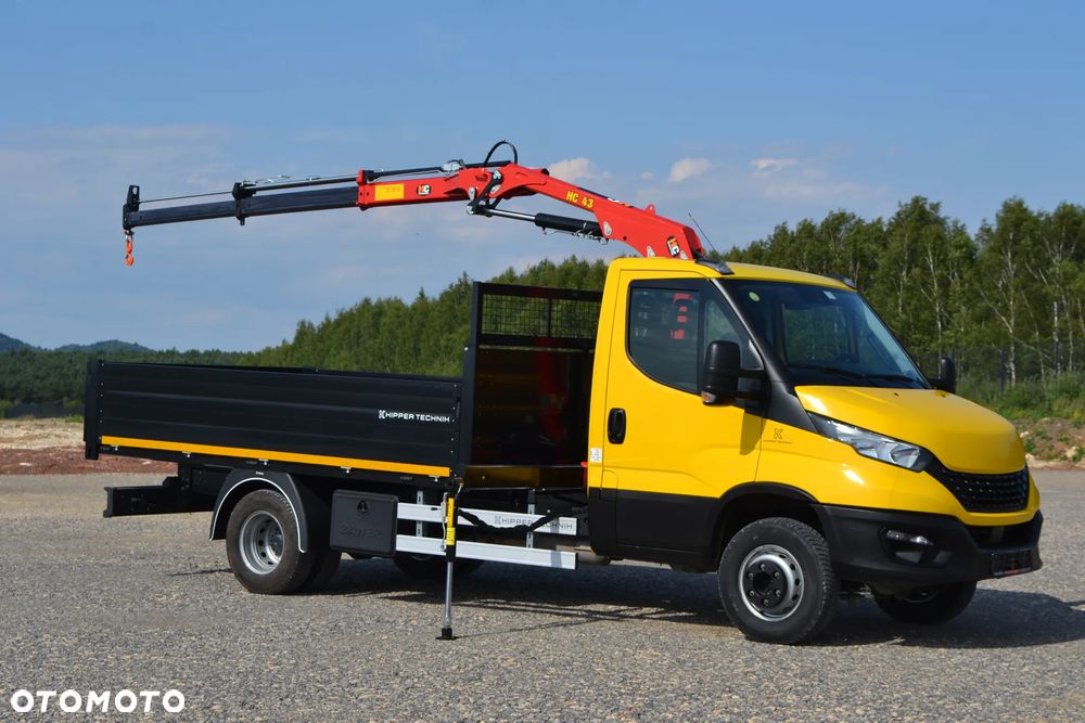 Iveco Daily 72C18 70C18 Skrzynia ładunkowa 5,2 m + nowy żuraw HC 45A2 Fassi F40 F50 - 8