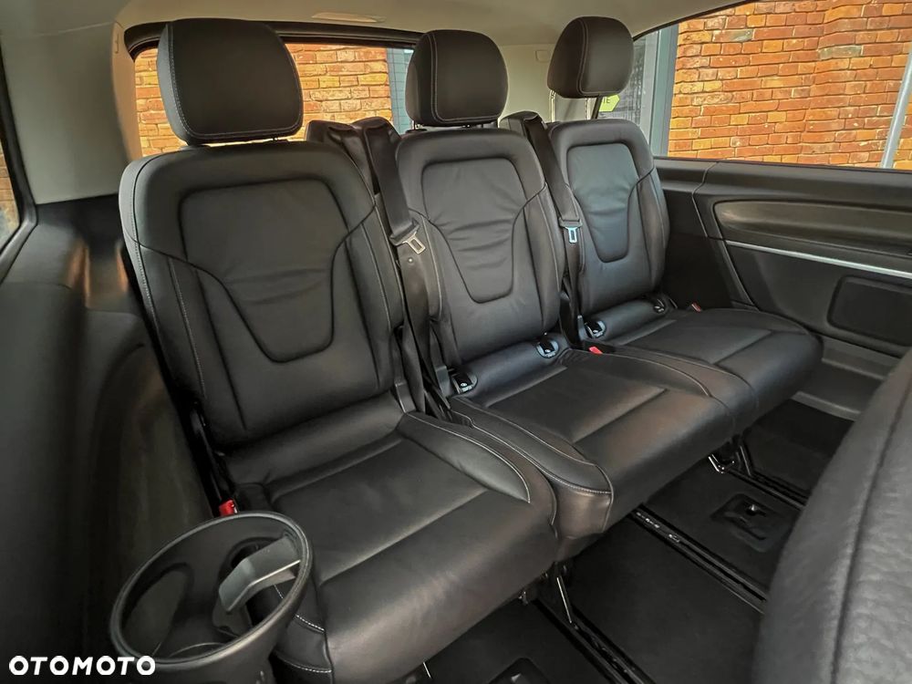Mercedes-Benz Klasa V 300 d Extralang 4Matic 9G-TRONIC Avantgarde - 24