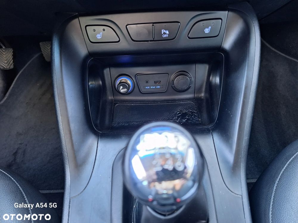 Hyundai ix35 1.7 CRDi Comfort 2WD - 25
