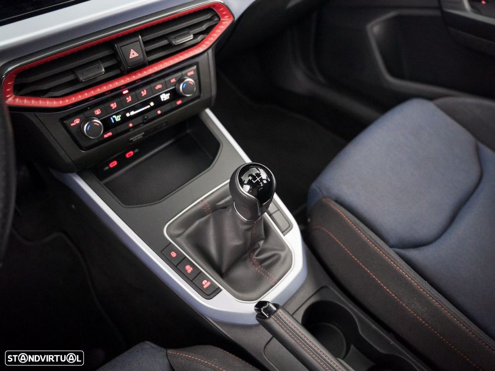 SEAT Arona 1.0 TSI FR - 22