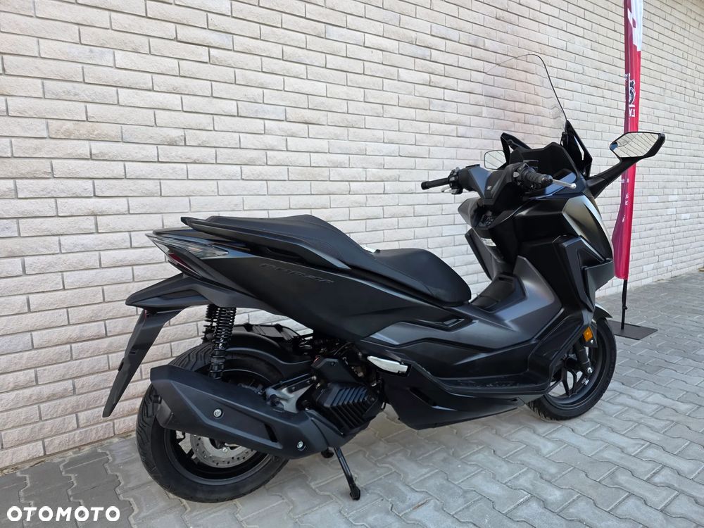 Honda NSS - 12