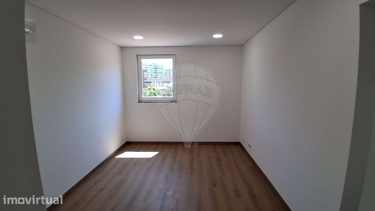 Apartamento T2 para arrendamento - Grande imagem: 2/10