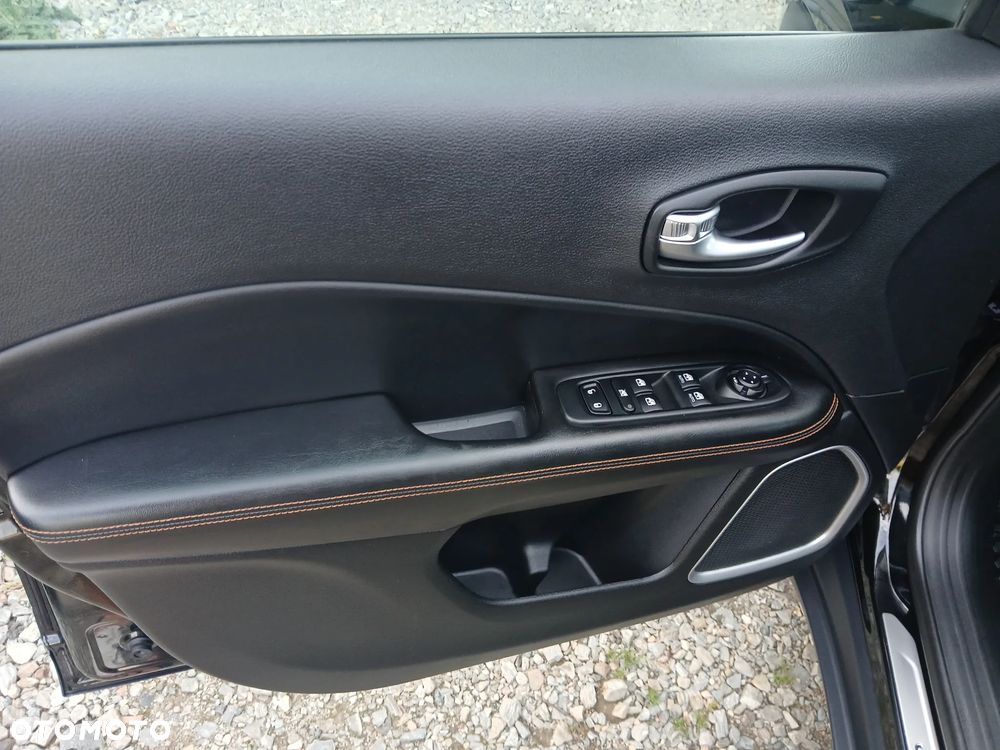Jeep Compass 2.0 MJD Limited 4WD S&S - 11